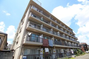 サガミ大銀マンション（３０７）外観写真