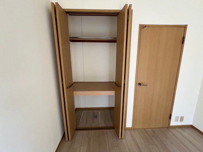 物件内観写真14　(収納)
