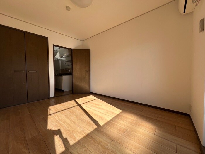 物件内観写真22　(居室)