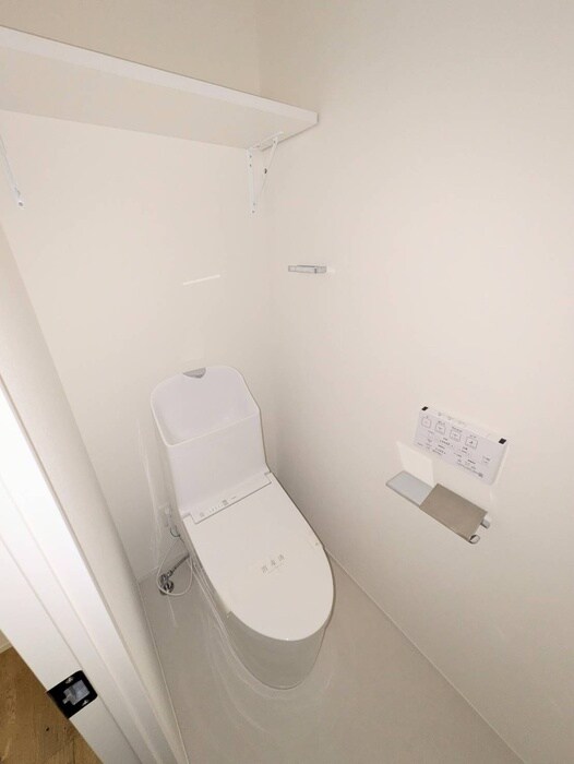 物件内観写真10　(トイレ)