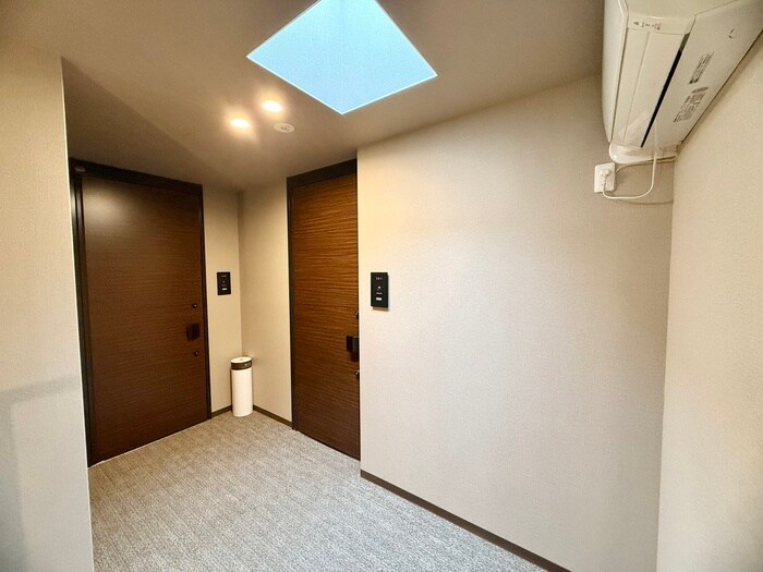 物件内観写真17　(廊下)