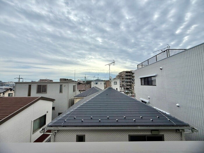 物件内観写真22　(室内からの展望)