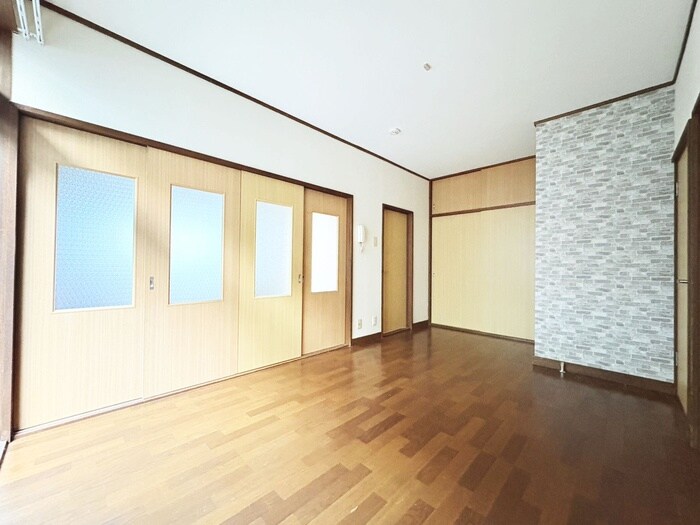 物件内観写真9　(居室)