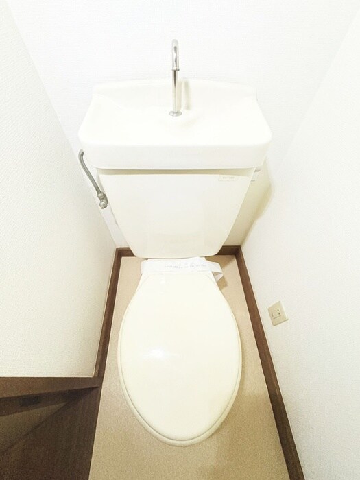 物件内観写真15　(トイレ)