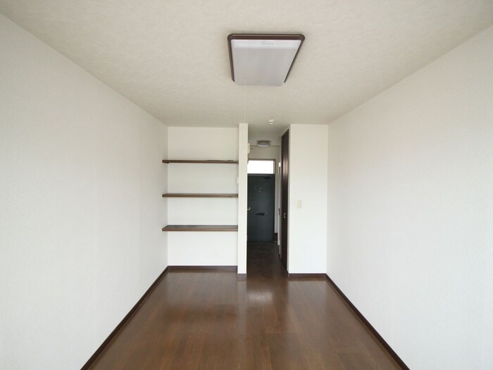 物件内観写真5　(居室)