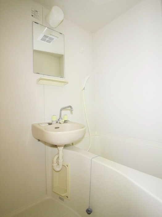 物件内観写真8　(バス／シャワールーム等)