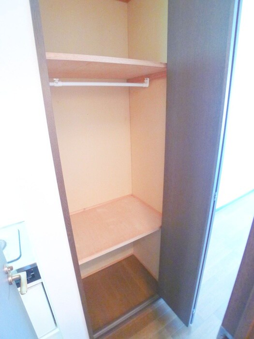 物件内観写真8　(収納)