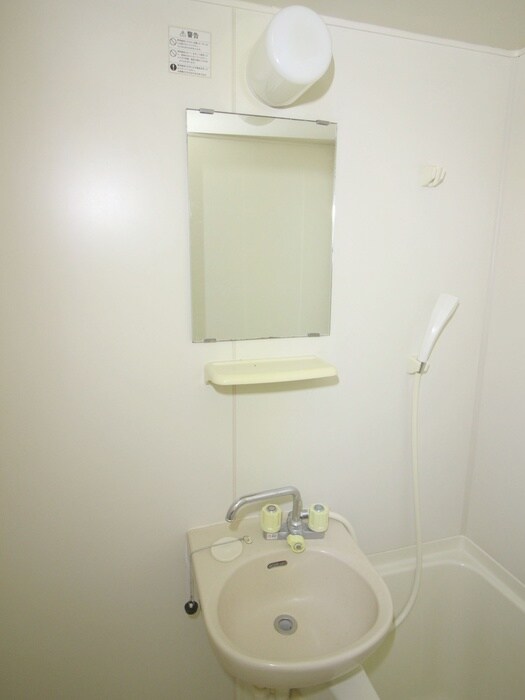 物件内観写真8　(洗面)