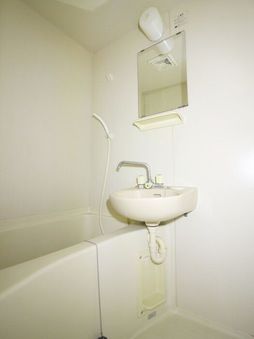 物件内観写真8　(バス／シャワールーム等)