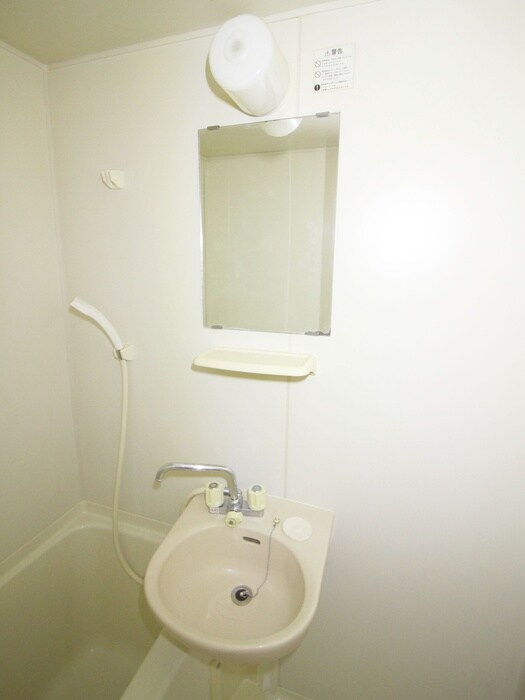 物件内観写真9　(洗面)