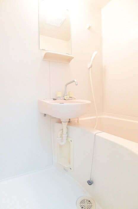 物件内観写真11　(バス／シャワールーム等)