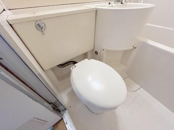 物件内観写真14　(トイレ)