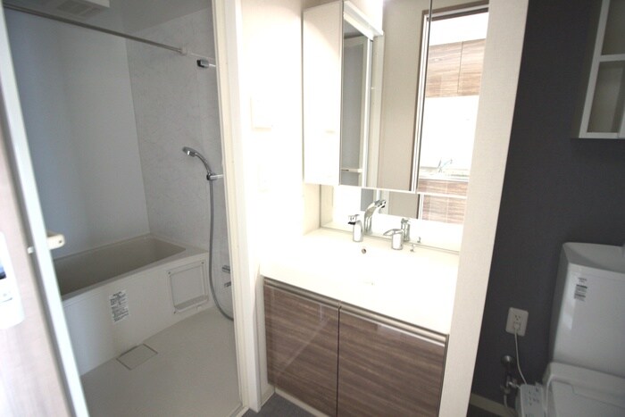 物件内観写真17　(洗面)