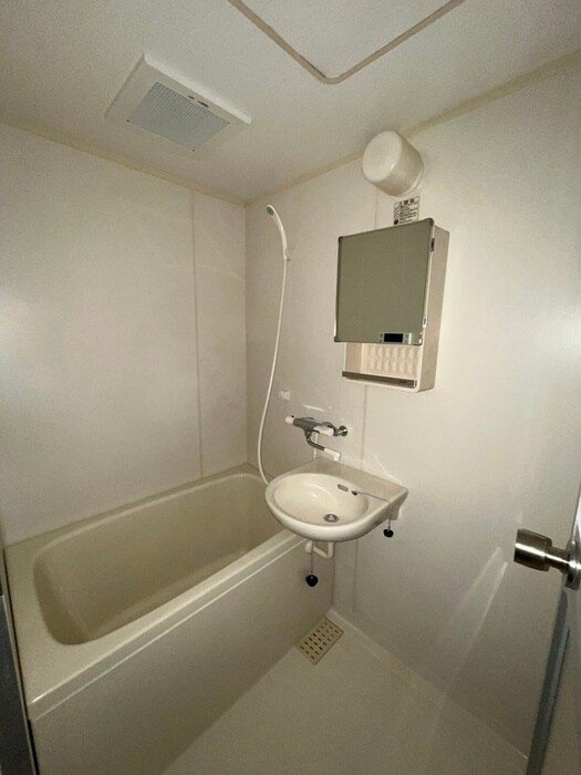 物件内観写真12　(バス／シャワールーム等)