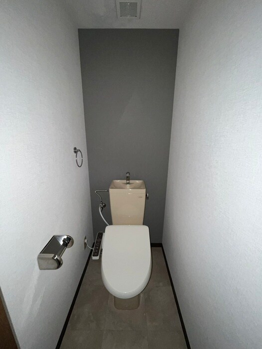 物件内観写真13　(トイレ)