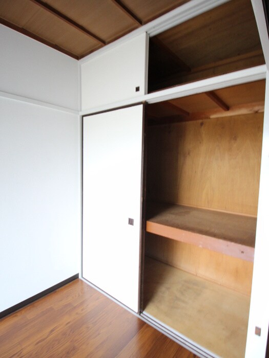 物件内観写真10　(収納)
