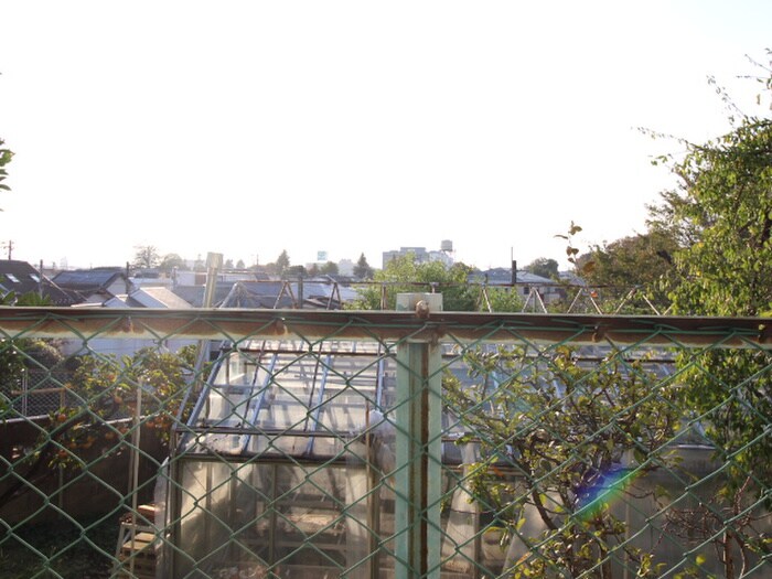 物件内観写真18　(室内からの展望)