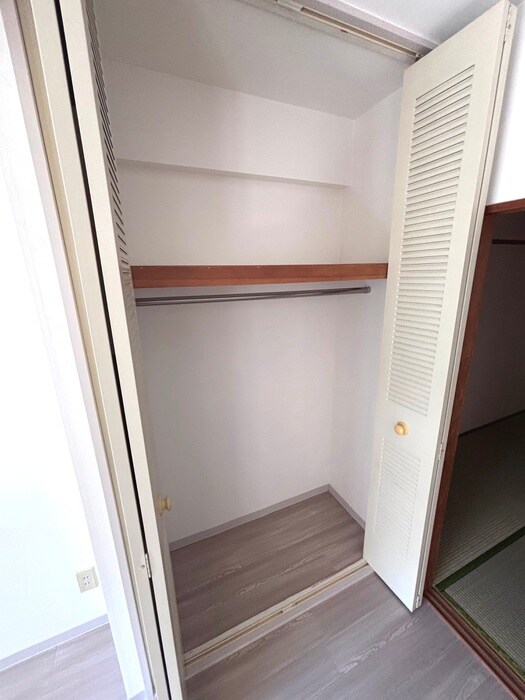 物件内観写真11　(収納)