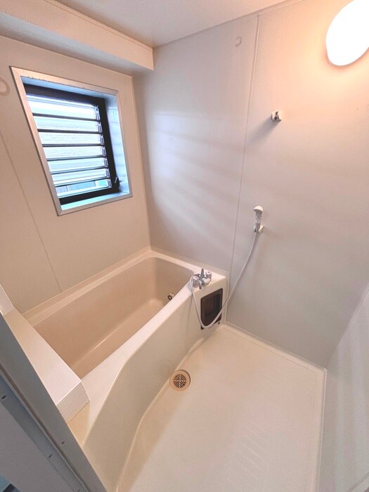 物件内観写真12　(バス／シャワールーム等)