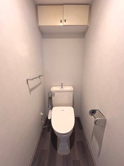 物件内観写真14　(トイレ)