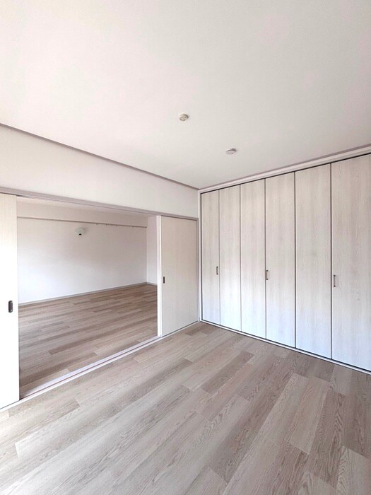 物件内観写真19　(居室)