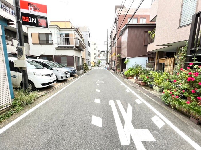 物件外観写真3　(周辺環境)