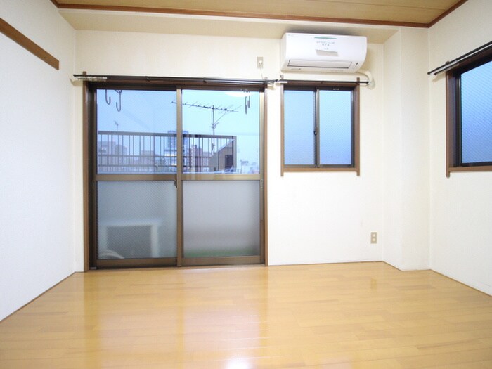 物件内観写真8　(居室)