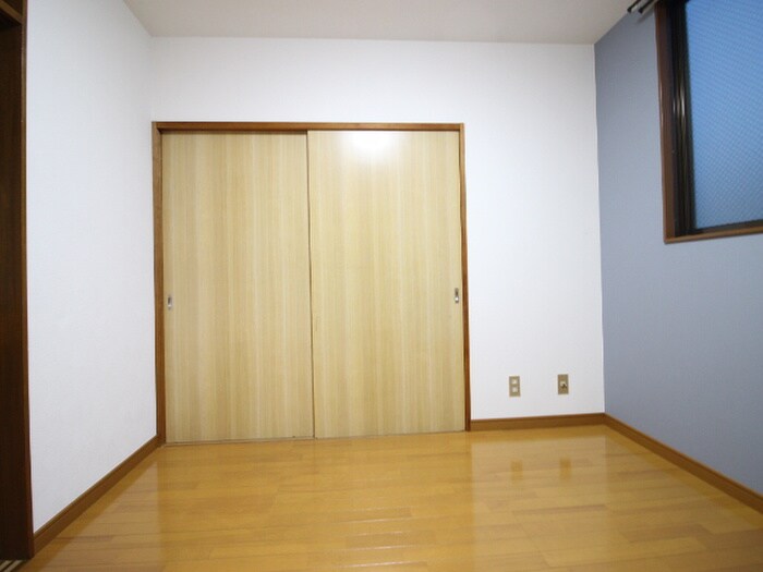 物件内観写真11　(居室)