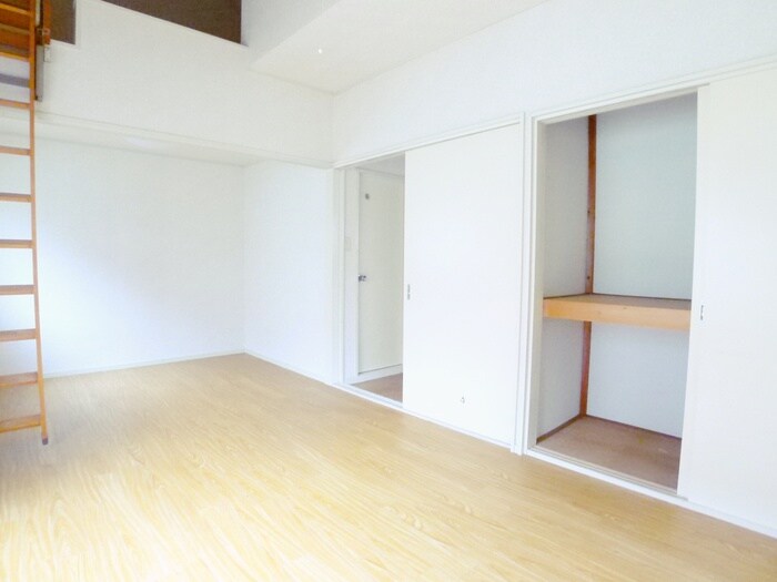 物件内観写真11　(居室)