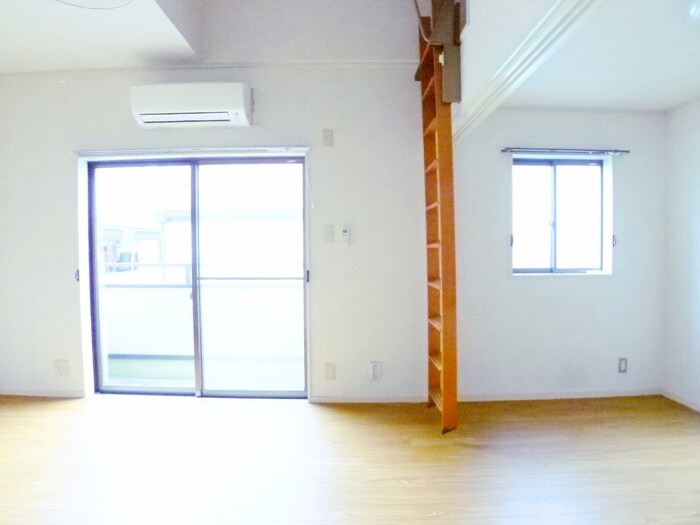 物件内観写真21　(居室)