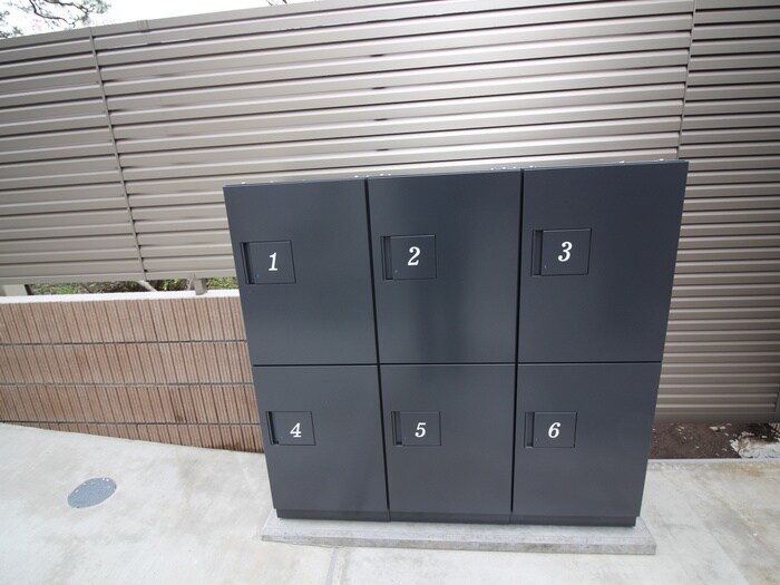 物件外観写真6　(建物設備)