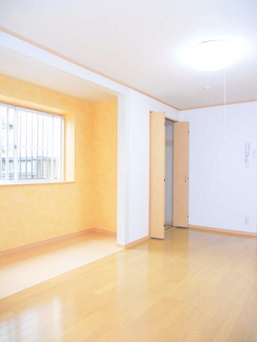 物件内観写真5　(居室)