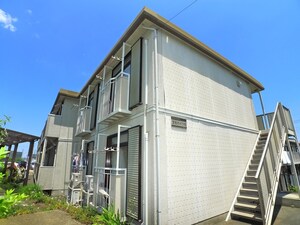 すわハイツ６番館外観写真