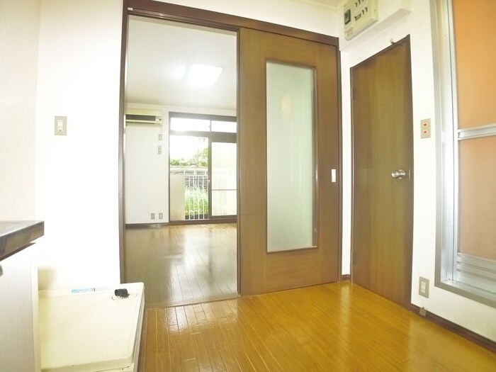 物件内観写真12　(居室)