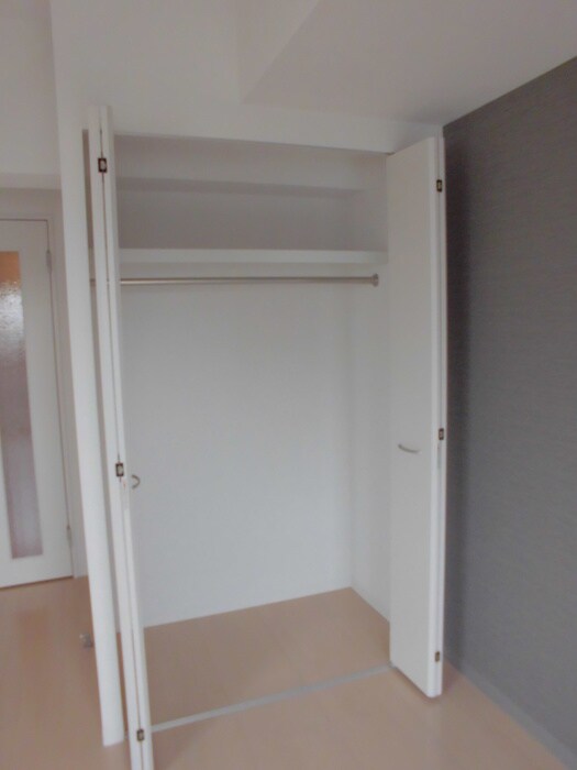 物件内観写真13　(収納)