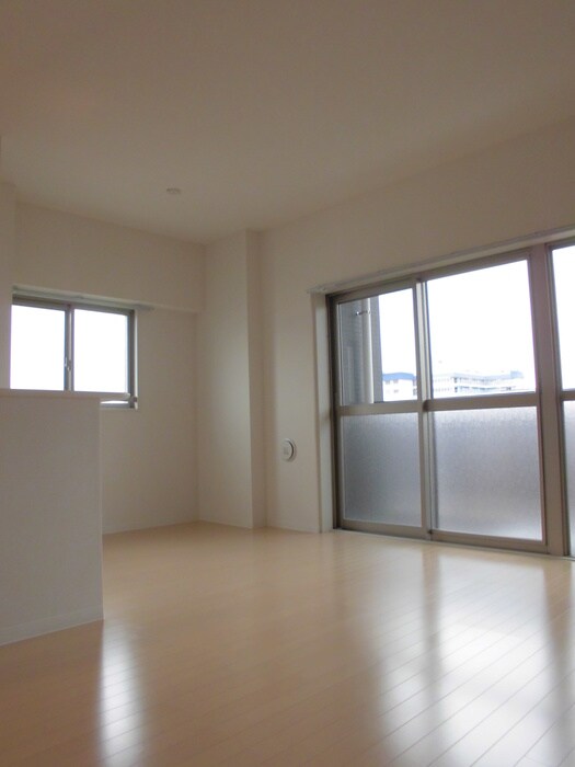 物件内観写真14　(居室)