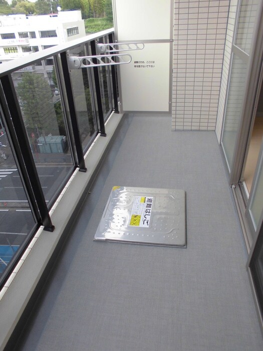 物件内観写真16　(ベランダ・バルコニー)