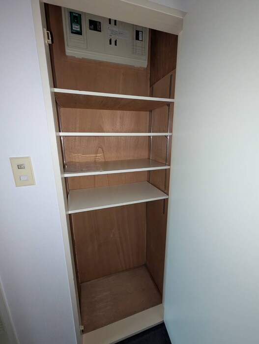 物件内観写真13　(靴箱)