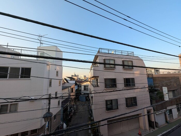 物件内観写真15　(室内からの展望)