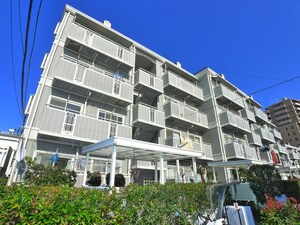アーバンクロスアオイ外観写真