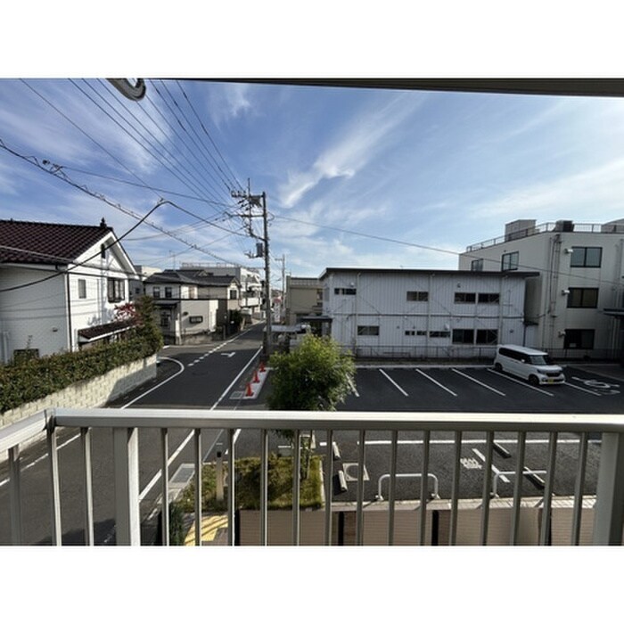 物件内観写真18　(室内からの展望)