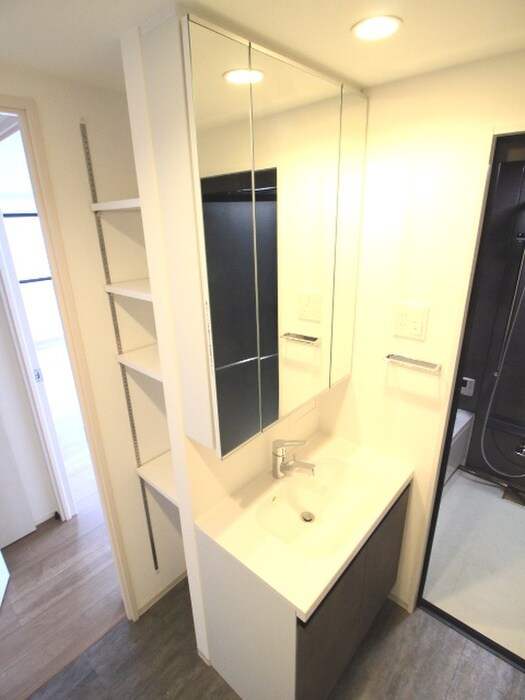 物件内観写真13　(洗面)