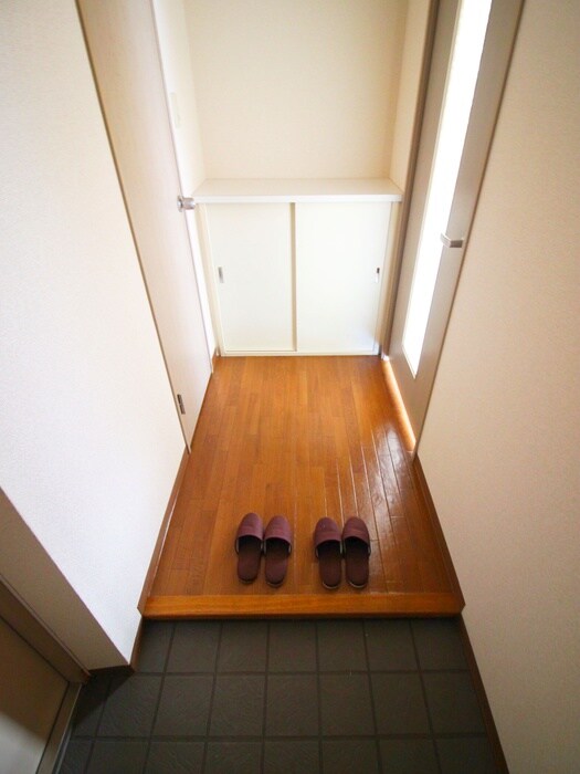 物件内観写真21　(玄関)