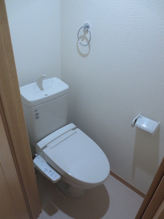 物件内観写真10　(トイレ)