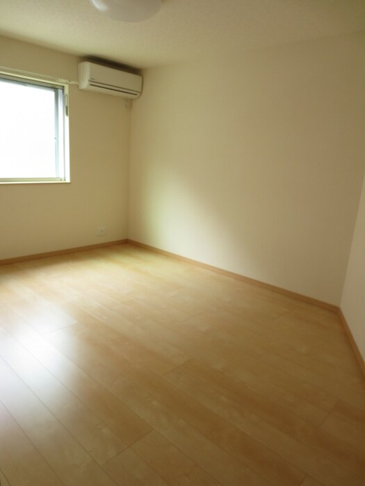 物件内観写真12　(居室)