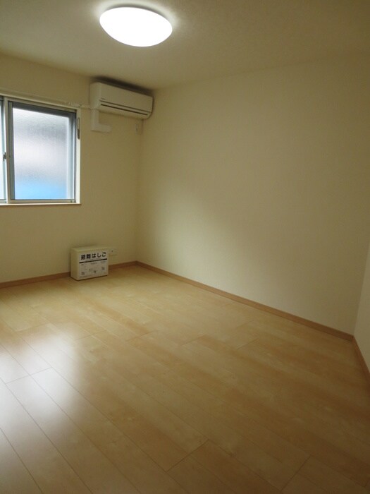 物件内観写真21　(居室)