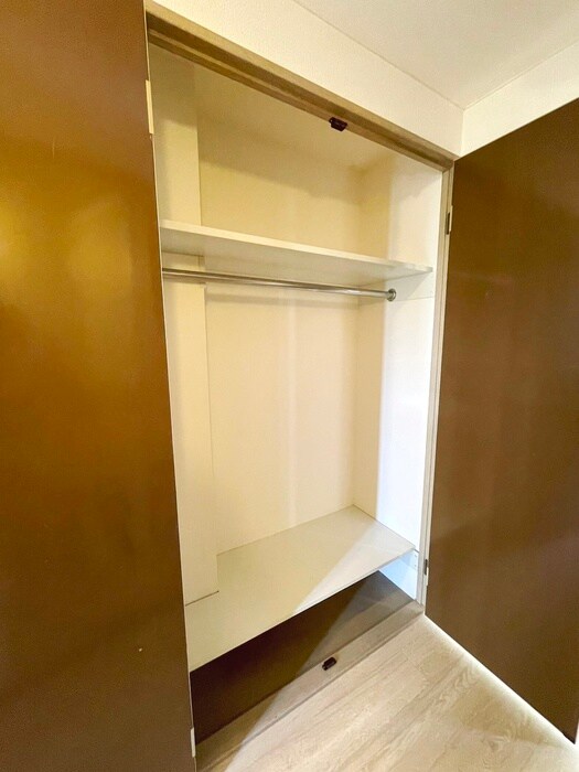 物件内観写真10　(収納)