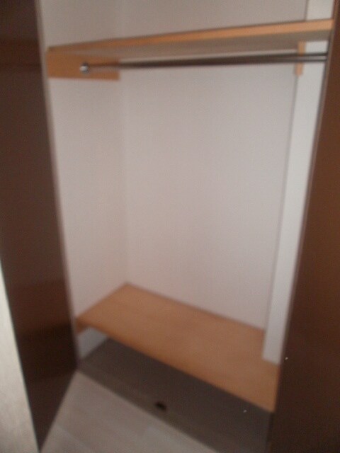 物件内観写真11　(収納)