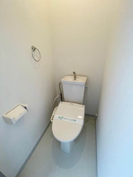 物件内観写真13　(トイレ)