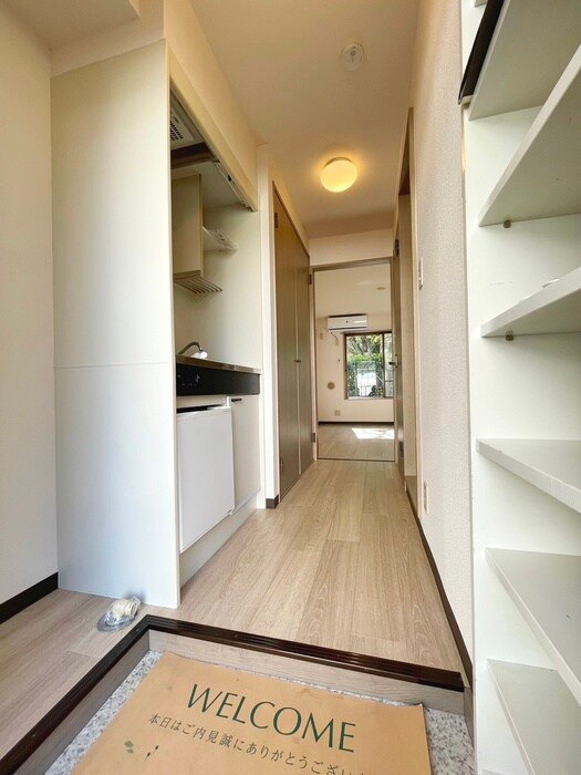 物件内観写真22　(廊下)